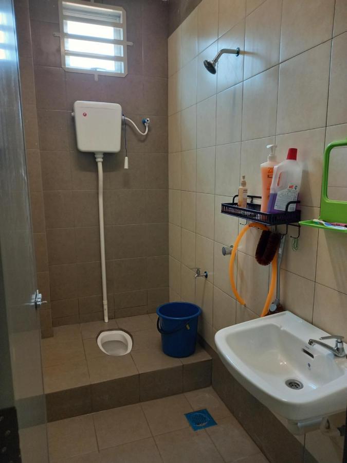 Homestay Zaki D'Gerik Εξωτερικό φωτογραφία