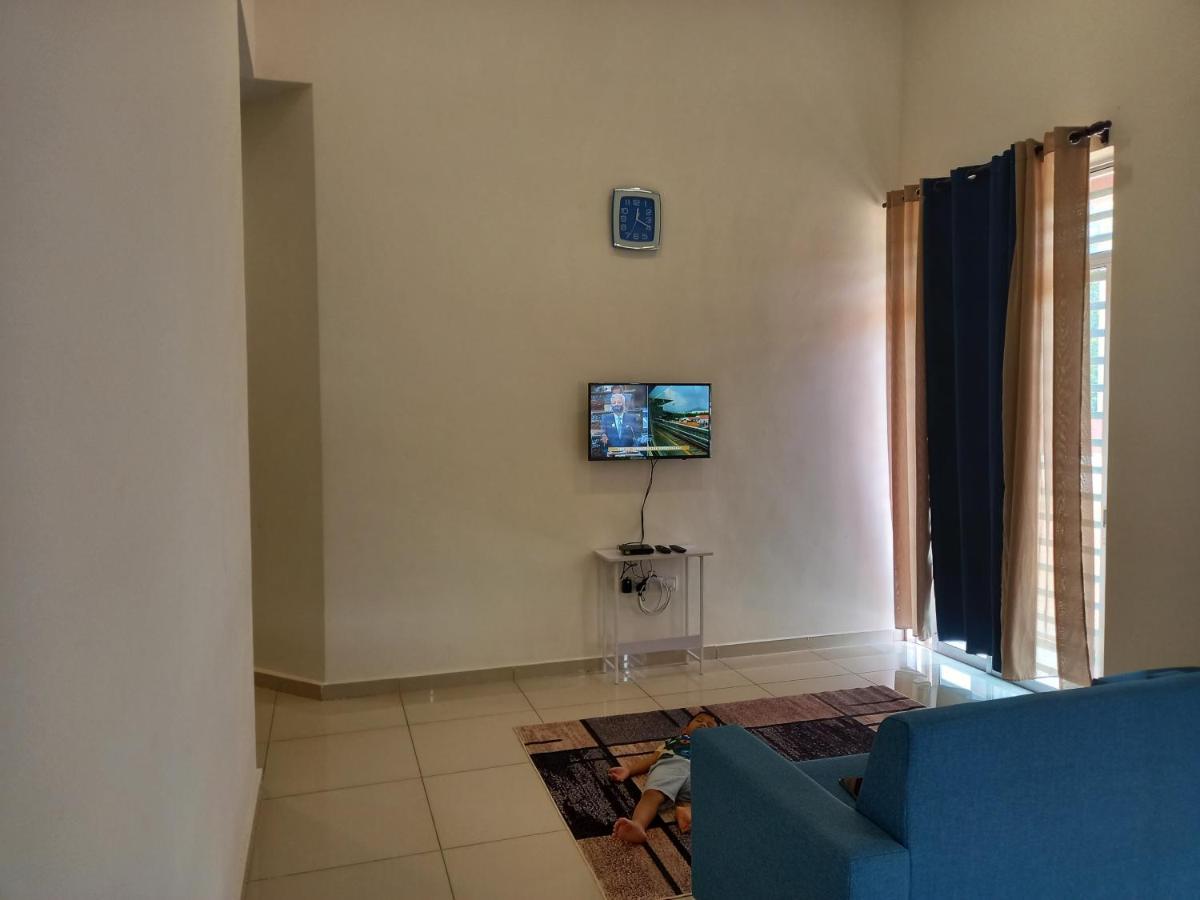 Homestay Zaki D'Gerik Εξωτερικό φωτογραφία